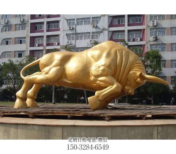 安康风景区开荒牛雕塑 售楼处广场雕塑 仿古摆件 安康风景区开荒牛雕塑 售楼处广场雕塑 仿古摆件